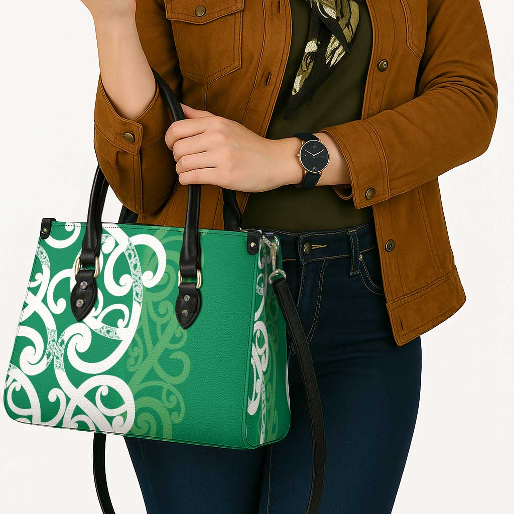 Pounamu Green Maori Leather Bag Koru Kowhaiwhai LT7 - Polynesian Pride