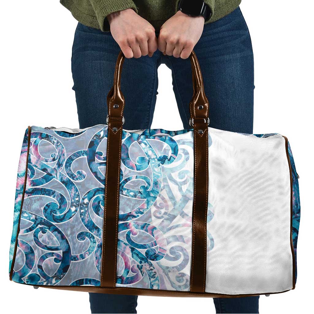 Turquoise Paua Shell Maori Travel Bag Koru Kowhaiwhai LT7 White - Polynesian Pride