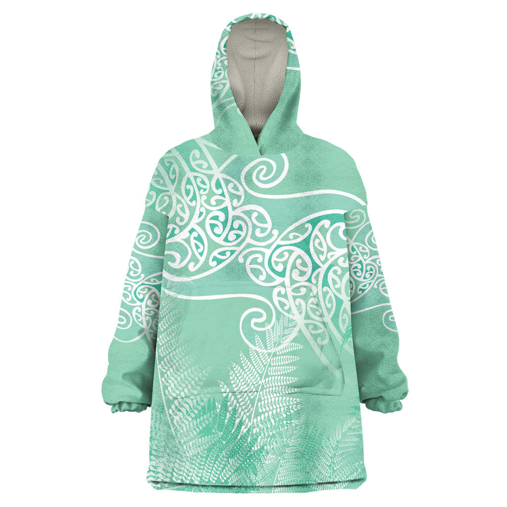 Aotearoa Maori Koru Curves Wearable Blanket Hoodie Silver Ferns - Mint