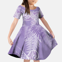 Aotearoa Maori Koru Curves Family Matching Off The Shoulder Long Sleeve Dress and Hawaiian Shirt Silver Ferns - Amethyst LT7 Daughter's Dress Purple - Polynesian Pride