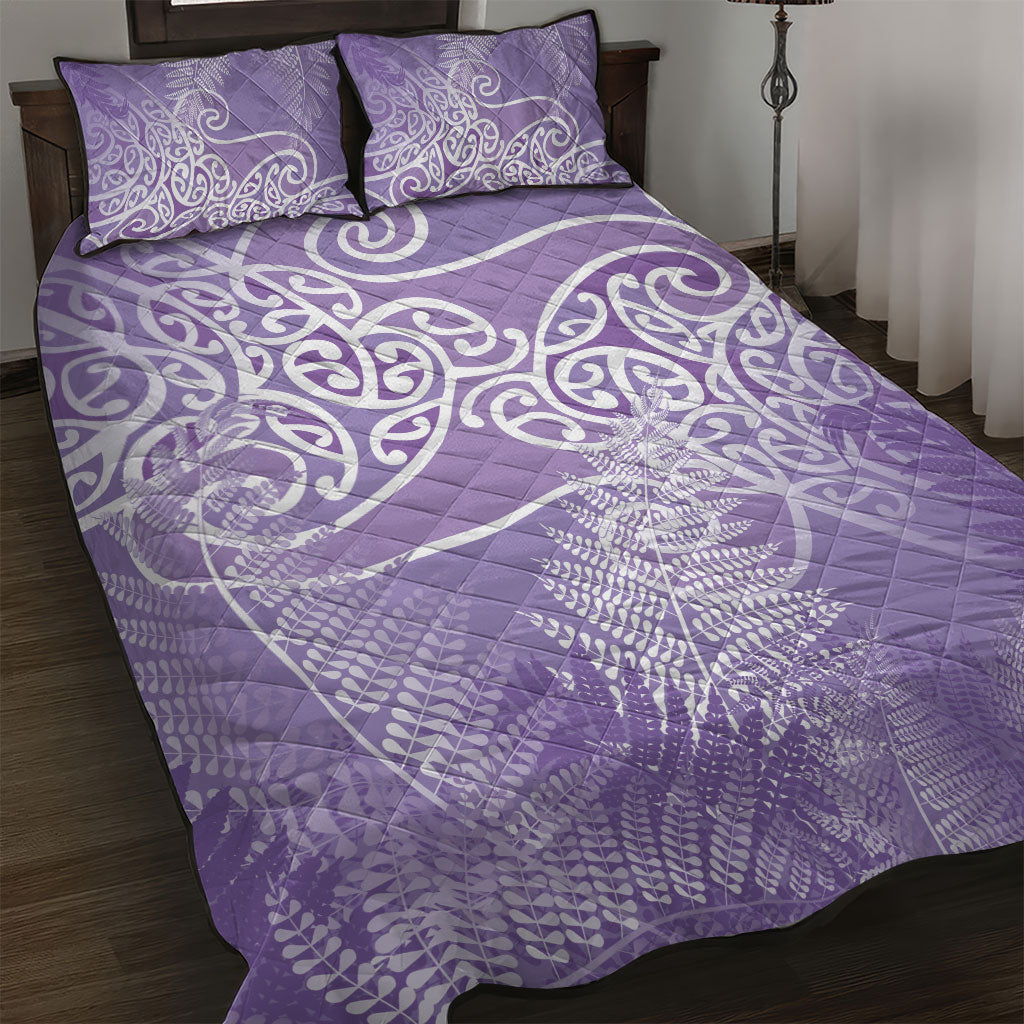Aotearoa Maori Koru Curves Quilt Bed Set Silver Ferns - Amethyst