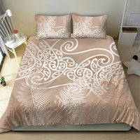Aotearoa Maori Koru Curves Bedding Set Silver Ferns - Mocha