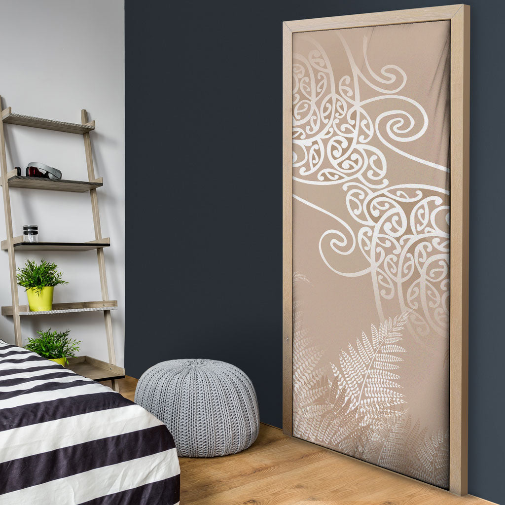 Aotearoa Maori Koru Curves Door Cover Silver Ferns - Mocha