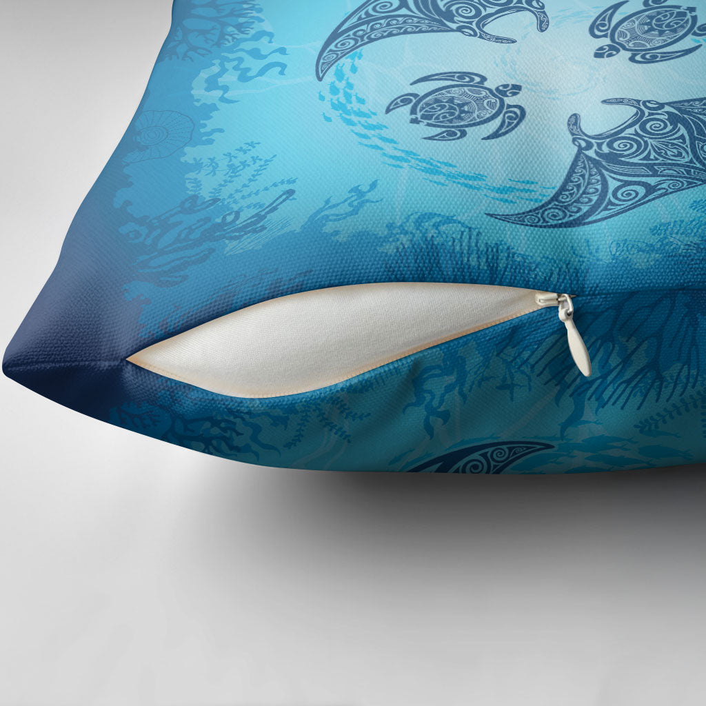 Hawaii Quilt Inspired Collection Aloha Sea Pillow Cover Manta Ray and Turtles