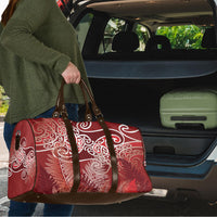 Aotearoa Maori Koru Curves Travel Bag Silver Ferns - Crimson Red
