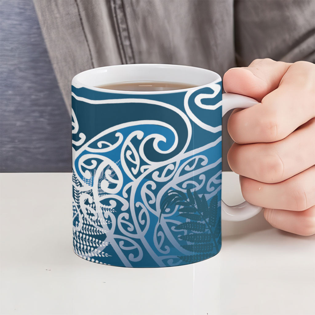 Aotearoa Maori Koru Curves Ceramic Mug Silver Ferns - Navy Blue