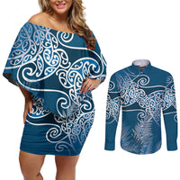 Aotearoa Maori Koru Curves Couples Matching Off Shoulder Short Dress and Long Sleeve Button Shirt Silver Ferns - Navy Blue LT7 Navy Blue - Polynesian Pride