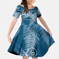 Aotearoa Maori Koru Curves Family Matching Short Sleeve Bodycon Dress and Hawaiian Shirt Silver Ferns - Navy Blue LT7 Daughter's Dress Navy Blue - Polynesian Pride