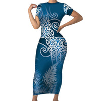 Aotearoa Maori Koru Curves Family Matching Short Sleeve Bodycon Dress and Hawaiian Shirt Silver Ferns - Navy Blue LT7 Mom's Dress Navy Blue - Polynesian Pride