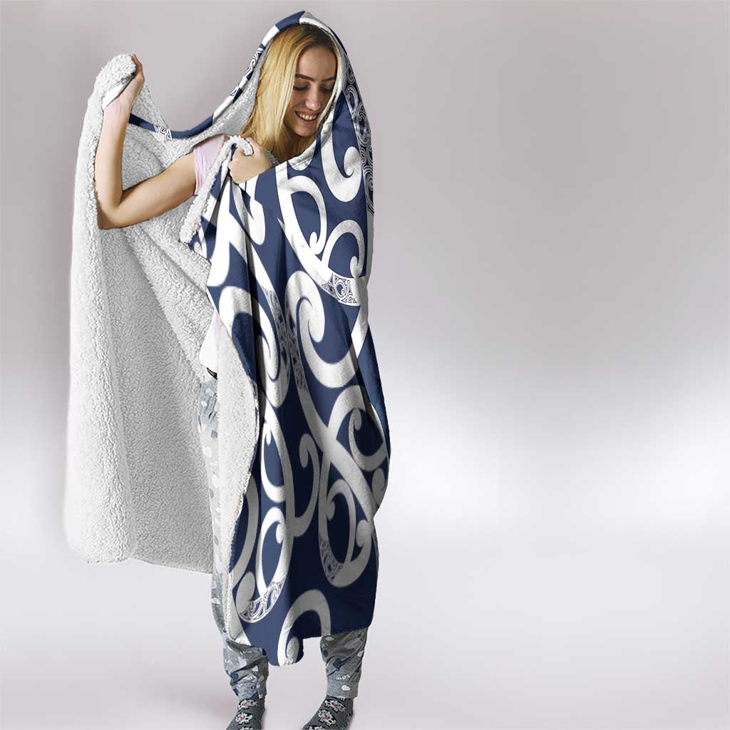 New Zealand Maori Mo Bros Hooded Blanket Blue Ribbon With Koru Kowhaiwhai - Polynesian Pride