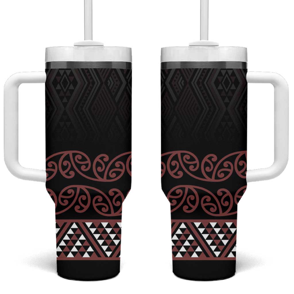 Maori Taniko Patterns Tumbler With Handle Brown Niho Taniwha Mix Paatiki Motifs LT7 One Size: 40 oz Brown - Polynesian Pride
