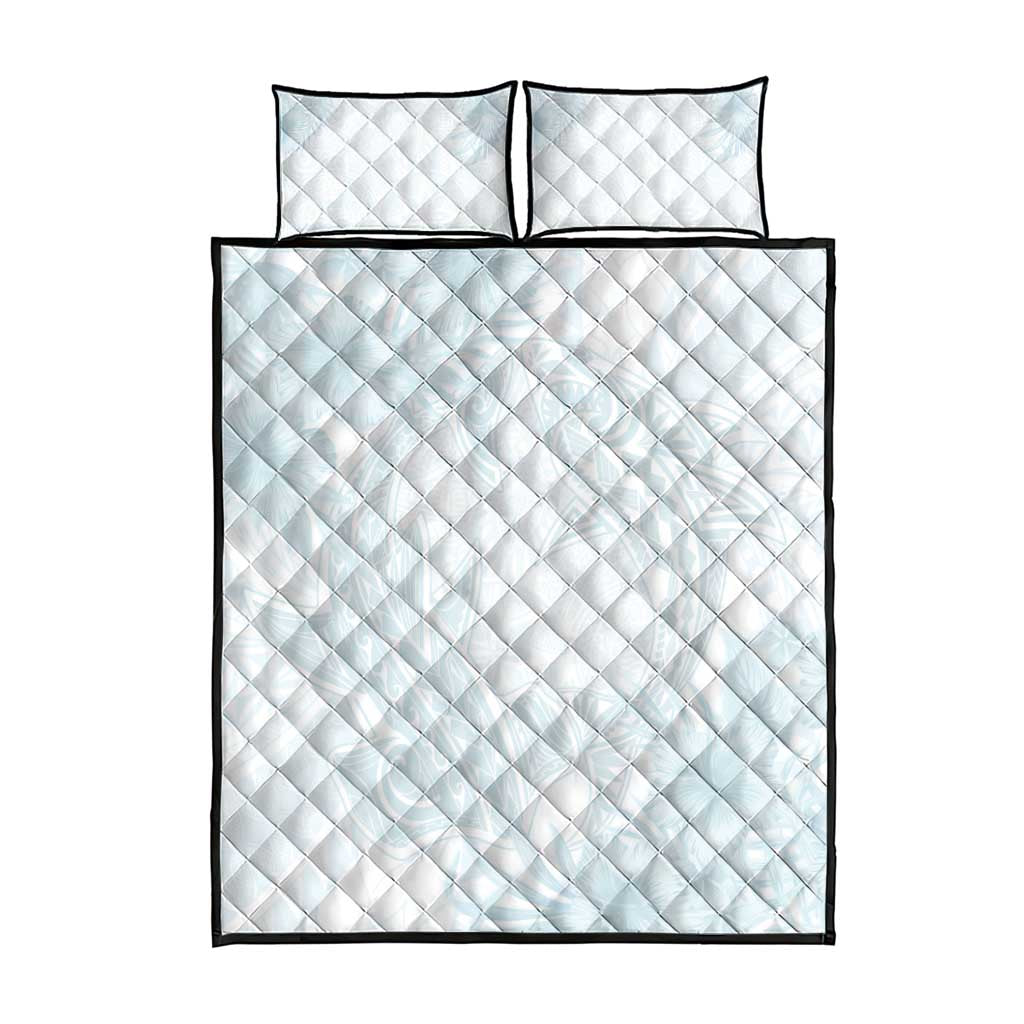 Polynesia Quilt Bed Set Sharks Duo Tropical Off White