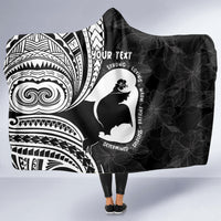 Mother's Day Hooded Blanket Polynesia Vintage Hibiscus - Black