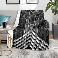 Aotearoa Taniko Pattern Blanket Poutama Mix Kowhai Flowers