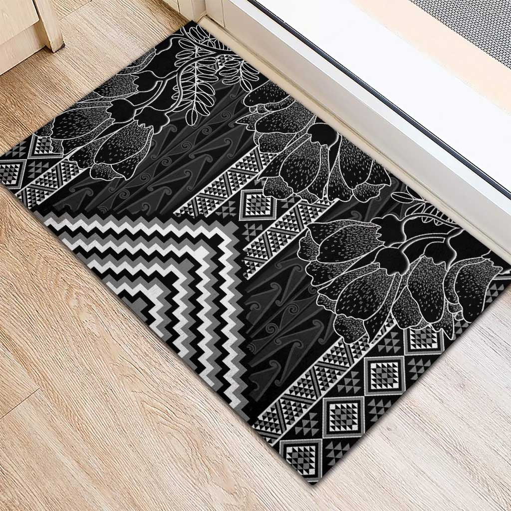 Aotearoa Taniko Pattern Rubber Doormat Poutama Mix Kowhai Flowers