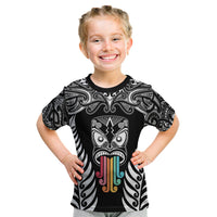 Personalised Kia Kaha Te Reo Maori Kid T Shirt Hei Tiki Mix Koru - Black LT7 Black - Polynesian Pride