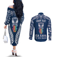 personalised-kia-kaha-te-reo-maori-couples-matching-off-the-shoulder-long-sleeve-dress-and-long-sleeve-button-shirts-hei-tiki-mix-koru-navy-blue
