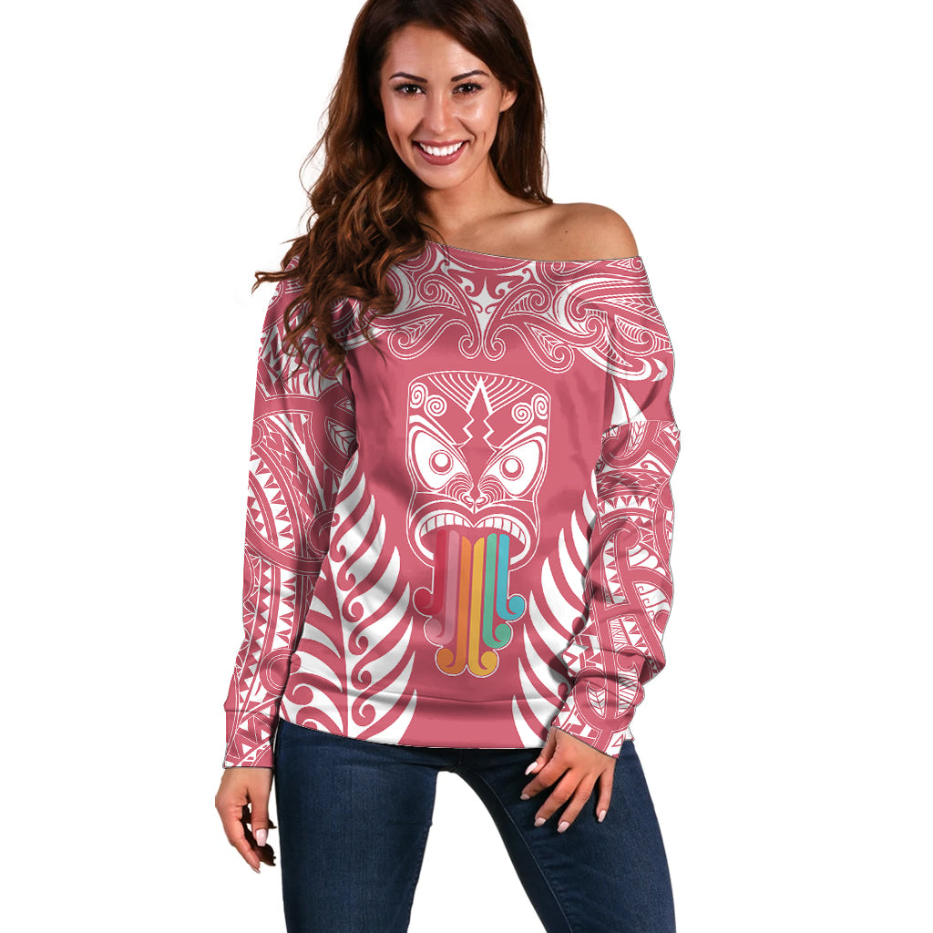 personalised-kia-kaha-te-reo-maori-off-shoulder-sweater-hei-tiki-mix-koru-pink