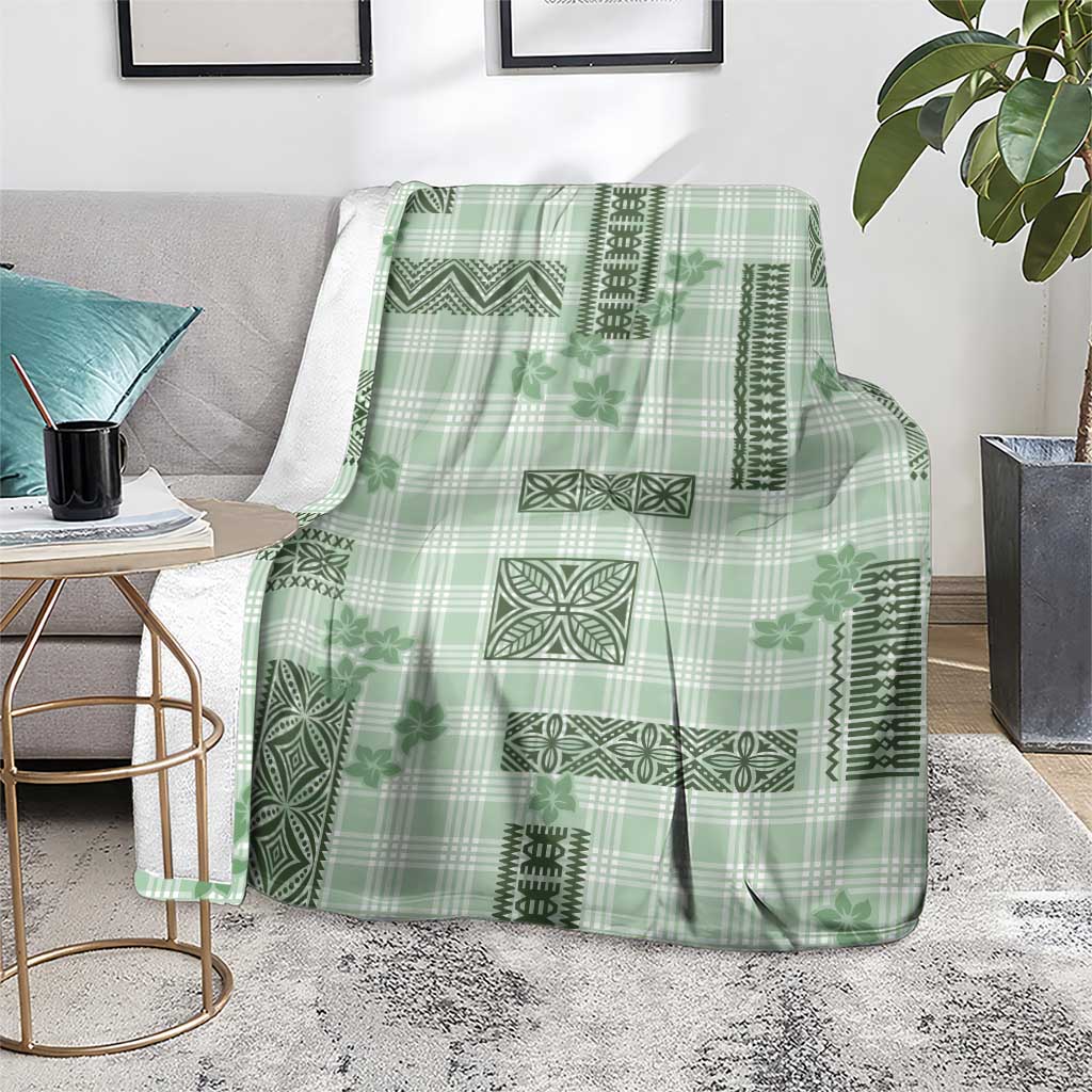 Hawaiian Quilt Tapa On Pastel Mint Palaka Motifs Blanket