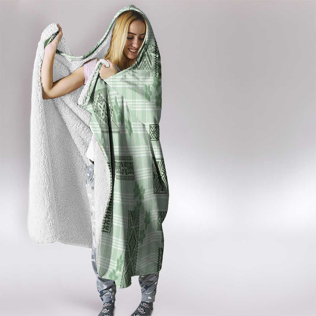 Hawaiian Quilt Tapa On Pastel Mint Palaka Motifs Hooded Blanket