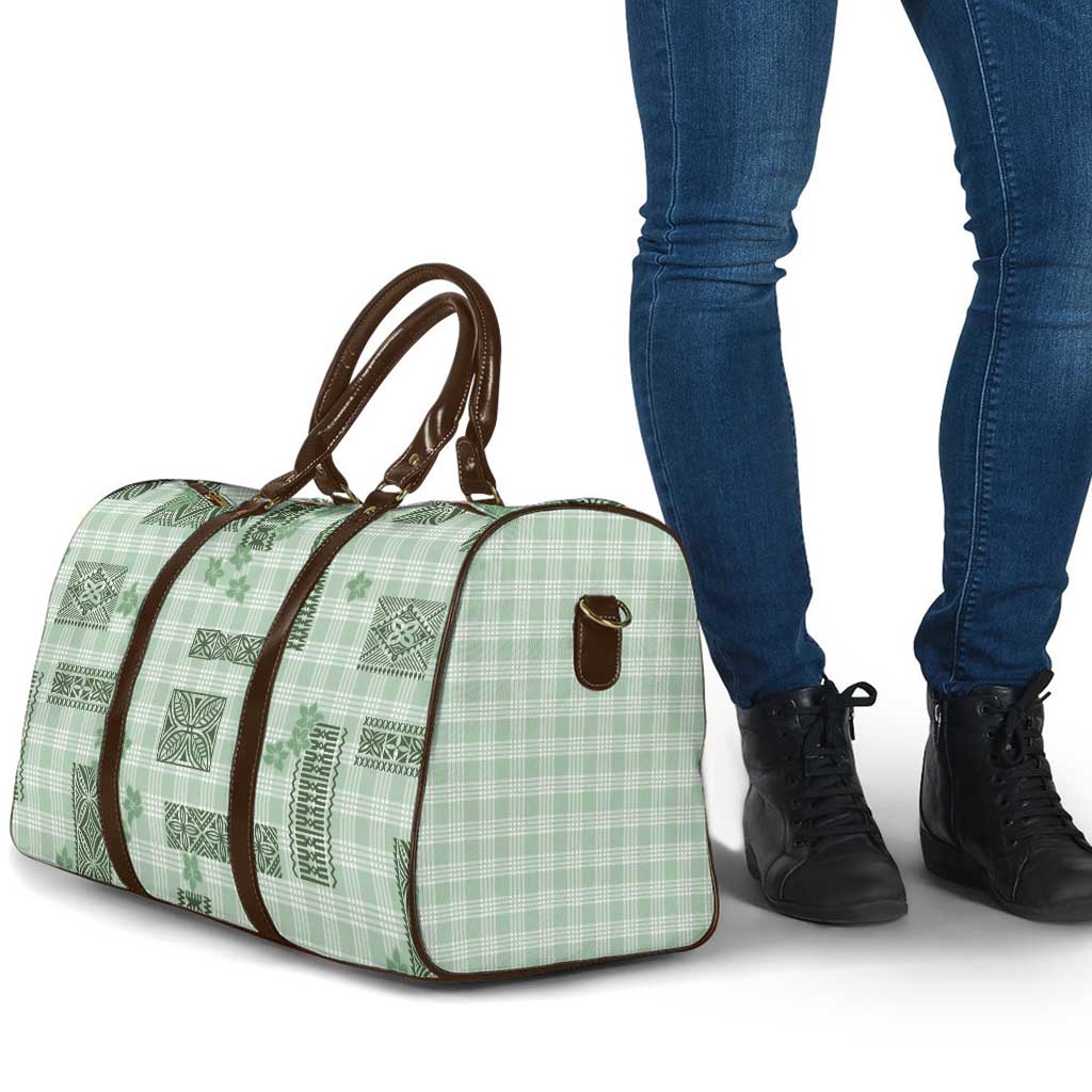 Hawaiian Quilt Tapa On Pastel Mint Palaka Motifs Travel Bag LT7 - Polynesian Pride