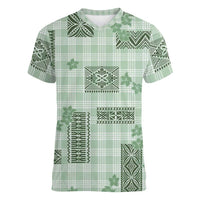 Hawaiian Quilt Tapa On Pastel Mint Palaka Motifs Women V-Neck T-Shirt LT7 Female Mint - Polynesian Pride