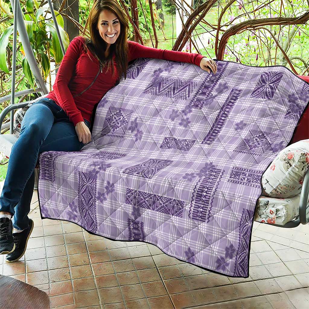 Hawaiian Quilt Tapa On Lilac Palaka Motifs Quilt