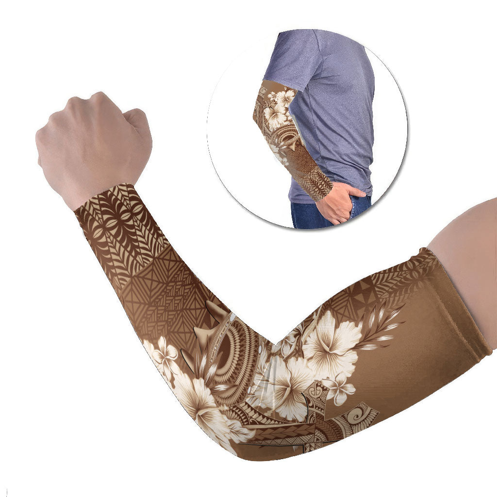 Tonga Ngatu Kupesi Brown Tapa Arm Sleeves Koe Otua Mo Tonga Ko Hoku Tofia LT7 Set of 2 Mocha - Polynesian Pride