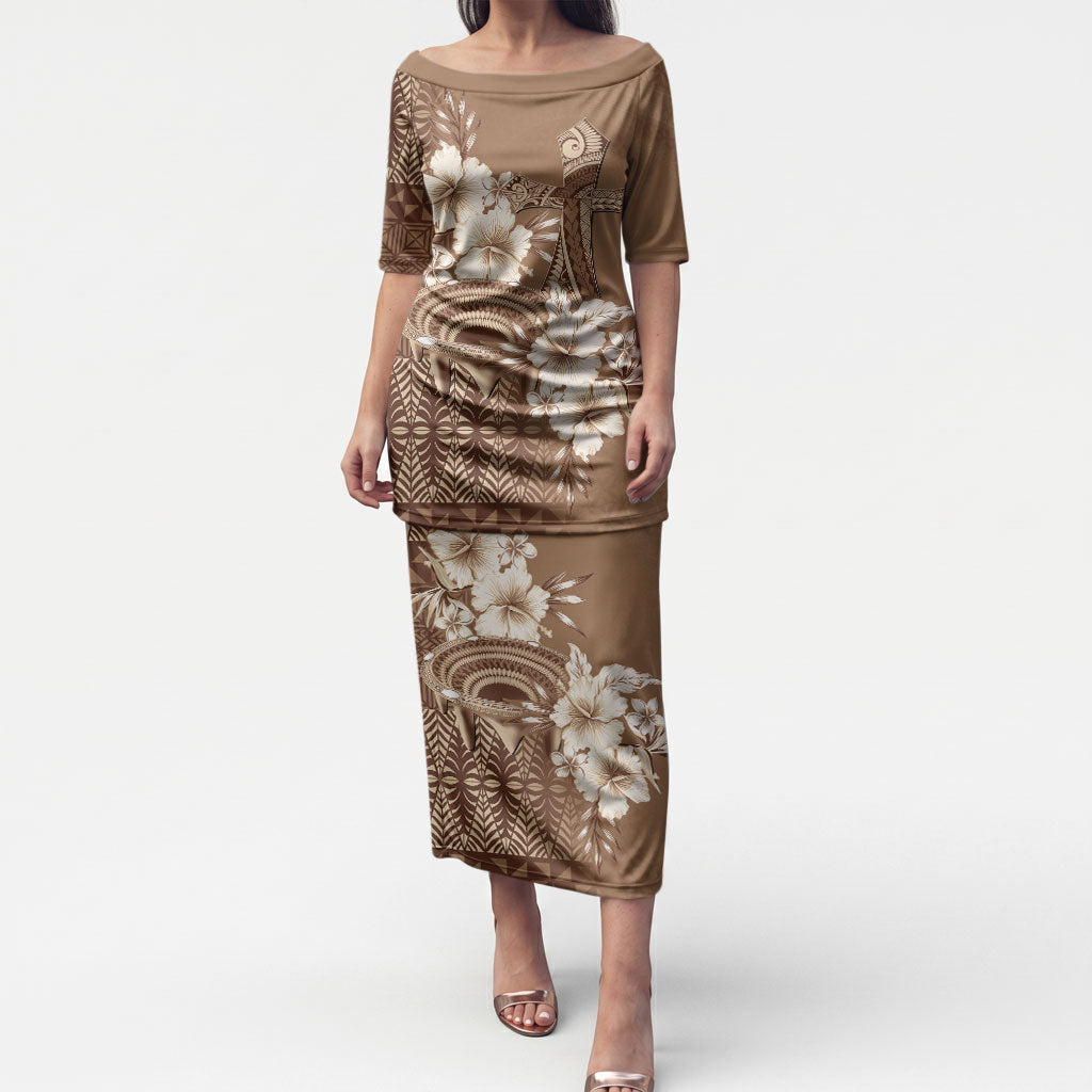 Tonga Ngatu Kupesi Brown Tapa Puletasi Koe Otua Mo Tonga Ko Hoku Tofia LT7 Long Dress Mocha - Polynesian Pride
