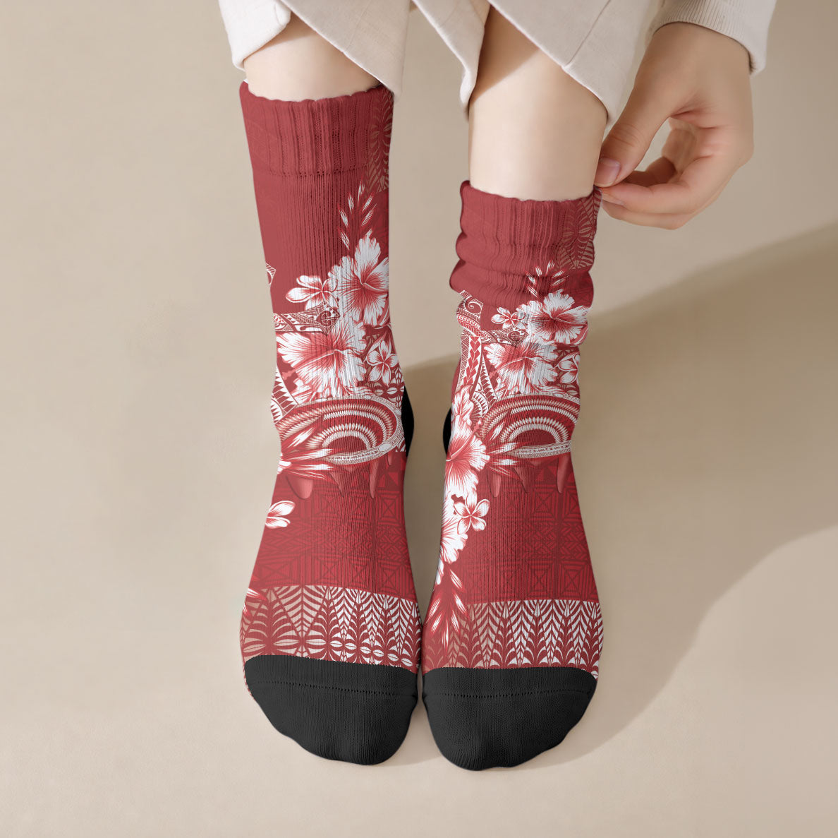 Tonga Ngatu Kupesi Royal Red Crew Socks Koe Otua Mo Tonga Ko Hoku Tofia LT7 Crew Socks Red - Polynesian Pride