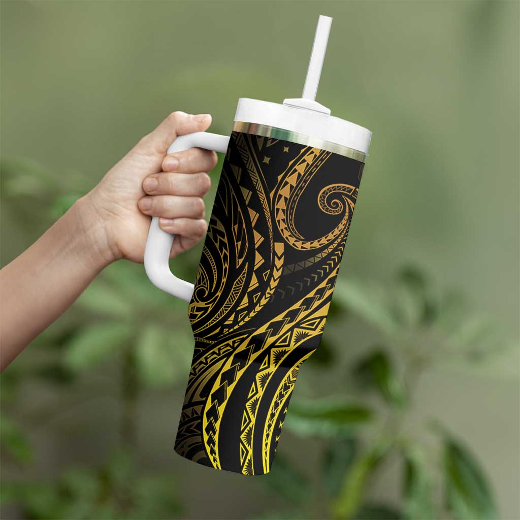 Polynesia Plumeria Lei Tumbler With Handle Black Gold Curves Motif LT7 - Polynesian Pride