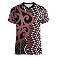 Maori Taniko Patterns Women V-Neck T-Shirt Brown Patiki Motifs Mix Whakairo Ngaru LT7 Female Brown - Polynesian Pride