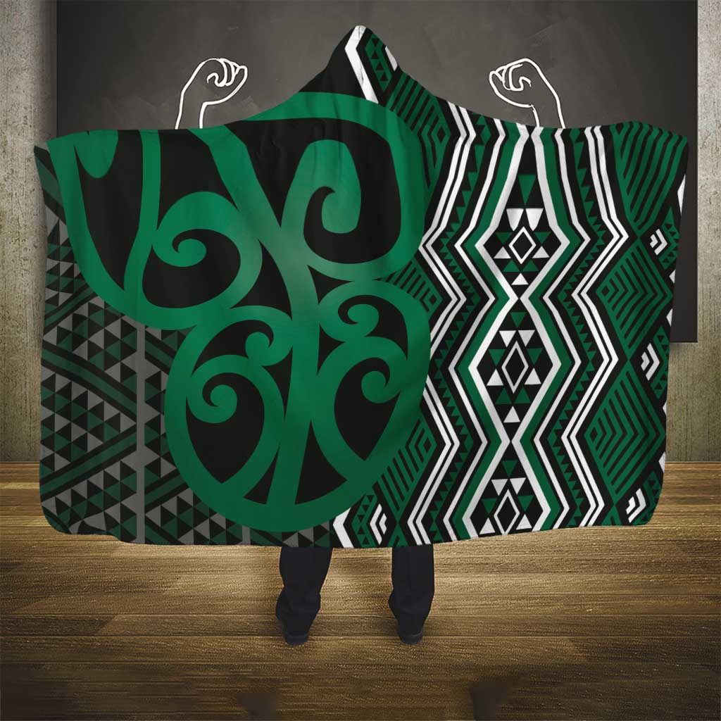 Maori Taniko Patterns Hooded Blanket Pounamu Patiki Motifs Mix Whakairo Ngaru