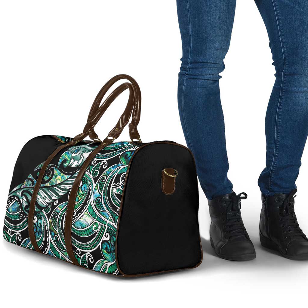 Maori Matariki - Manaia Travel Bag Emerald Paua Shell