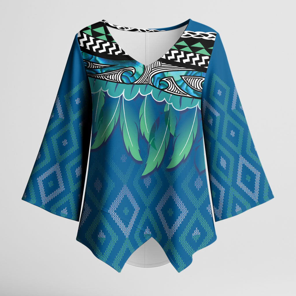 Aotearoa Maori Ngati Kahungunu Iwi Paua Blue Kimono Sleeve Blouse Korowai Tukutuku Kaokao Motifs LT7 Female Green Blue - Polynesian Pride