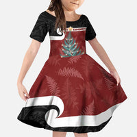 Personalised New Zealand Maori Christmas Family Matching Off Shoulder Maxi Dress and Hawaiian Shirt Xmas Fern Mix Kowhawhai LT7 Daughter's Dress Black - Polynesian Pride