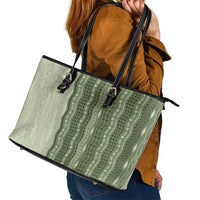 Vintage Sage Green Hawaiian Traditional Kapa Mix Flowers Lei Leather Tote Bag