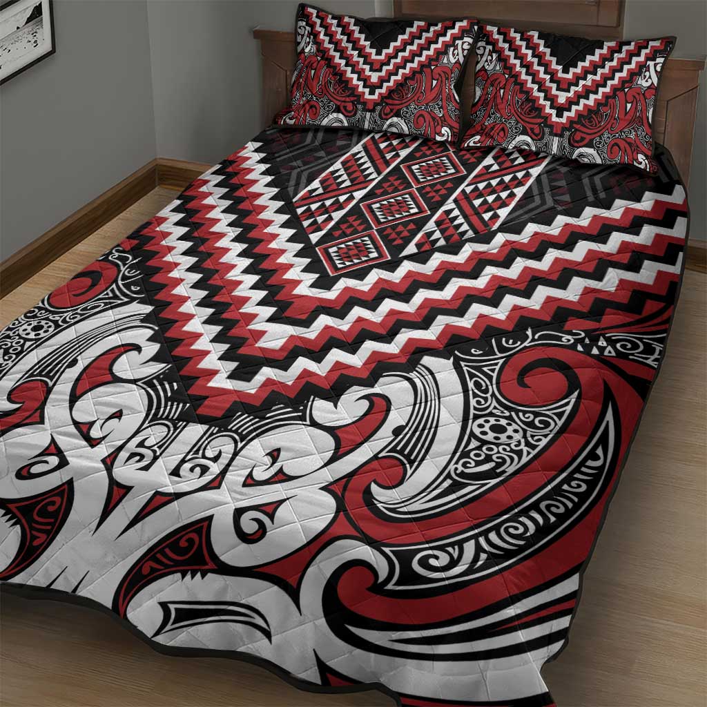 Maori Tukutuku Taniko Motifs Quilt Bed Set Red Poutama Mix Kowhaiwhai