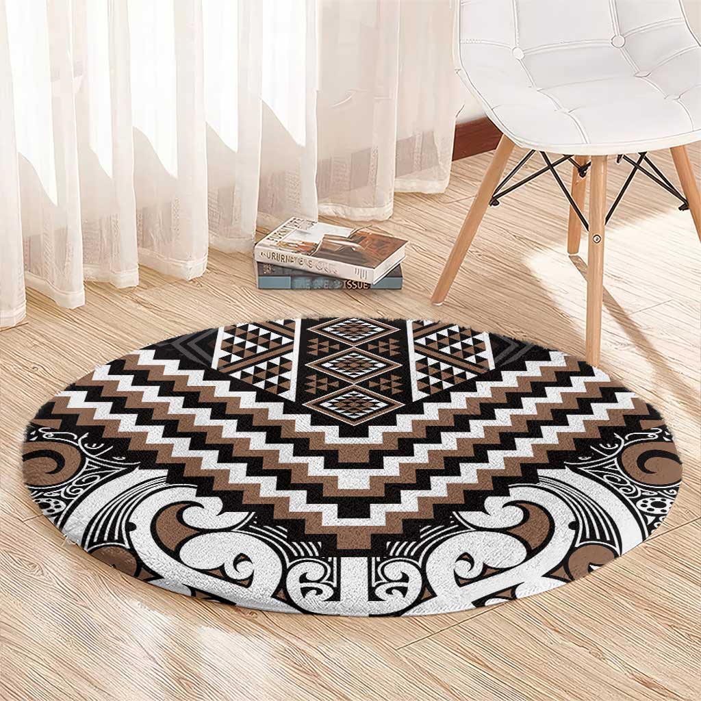 Maori Tukutuku Taniko Motifs Round Carpet Brown Poutama Mix Kowhaiwhai
