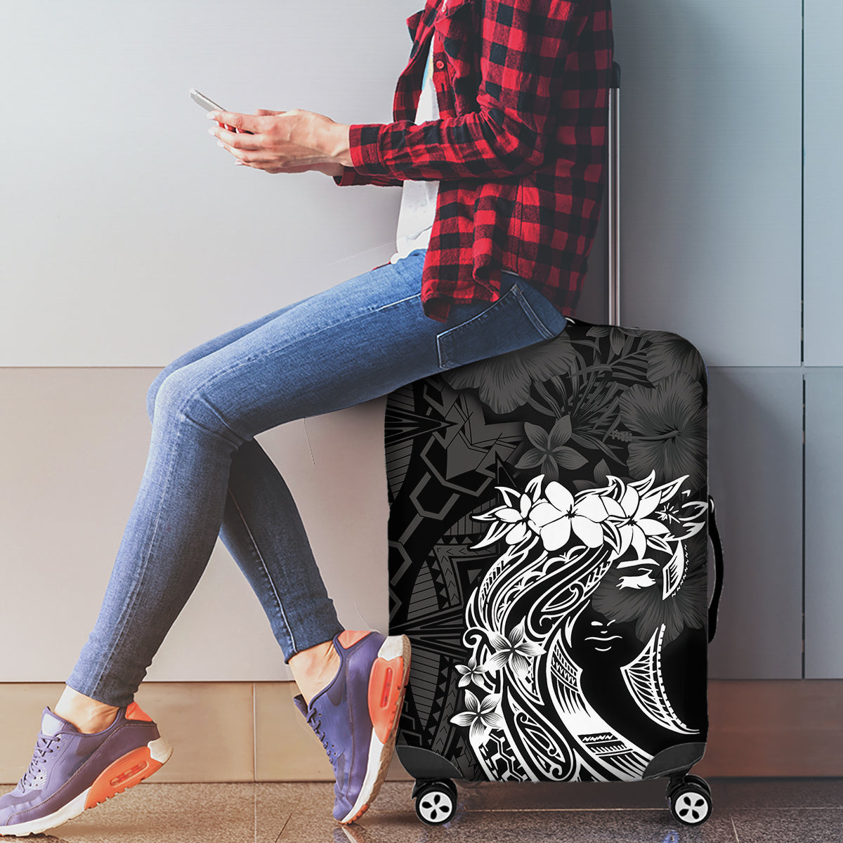 Polynesian Women's Day Luggage Cover Plumeria Passion - Black LT7 - Polynesian Pride