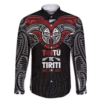 Aotearoa Maori Personalized Family Matching Off Shoulder Maxi Dress and Hawaiian Shirt Toitu Te Tiriti Ake! Ake! Ake! LT7 Dad's Shirt - Long Sleeve Black - Polynesian Pride