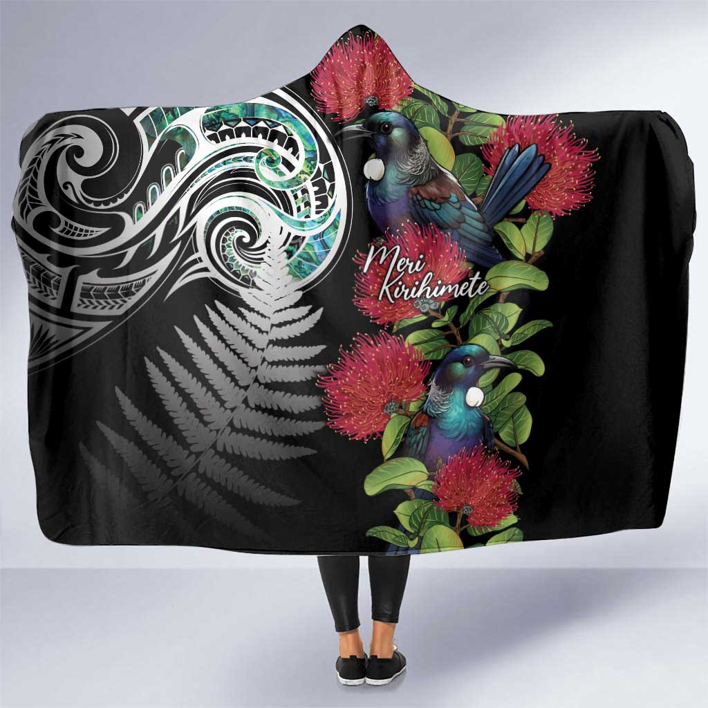 Meri Kirihimete New Zealand Hooded Blanket Tui on Pohutukawa