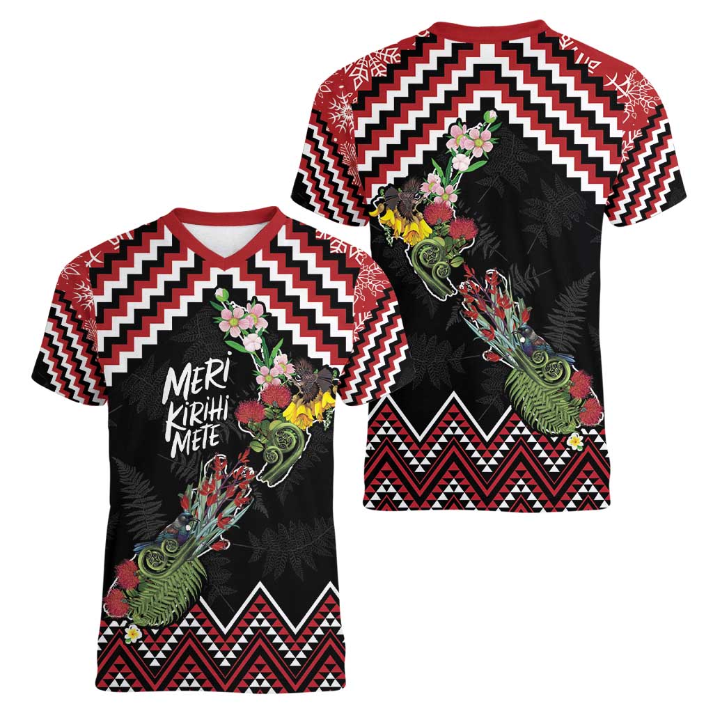 New Zealand Christmas Taniko Poutama Women V-Neck T-Shirt Flora Map with Birds - Polynesian Pride