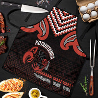 Maori Waitangi Apron Kotahitanga Poutama Mix Whakairo LT7 Black - Polynesian Pride
