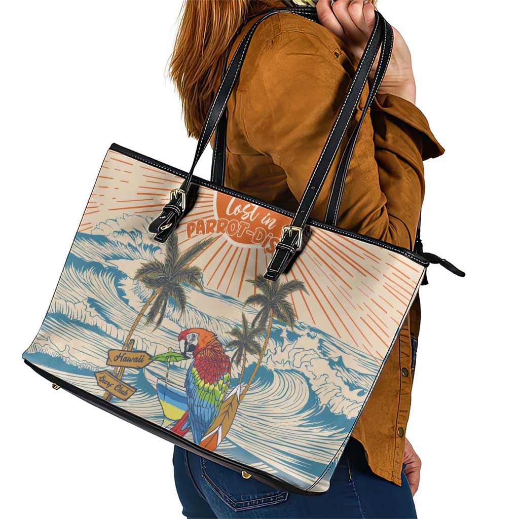 Christmas In July - Hawaii Retro Leather Tote Bag Lost In Parrot-dise