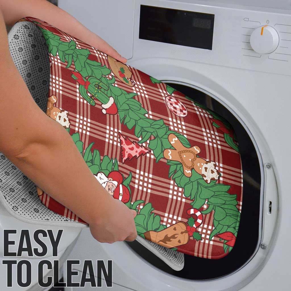 Red Palaka Hawaii Cowboy Christmas Bathroom Set Paniolo Mix Maile Lei - Polynesian Pride