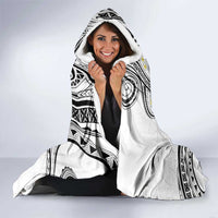 Polynesia Tribal Hooded Blanket White Plumeria Tentacles