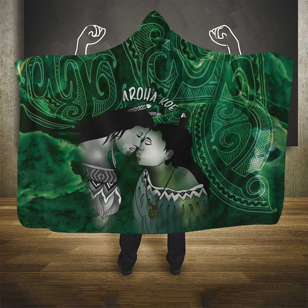 New Zealand Aroha Koe Mama Hooded Blanket Maori Hongi - Pounamu