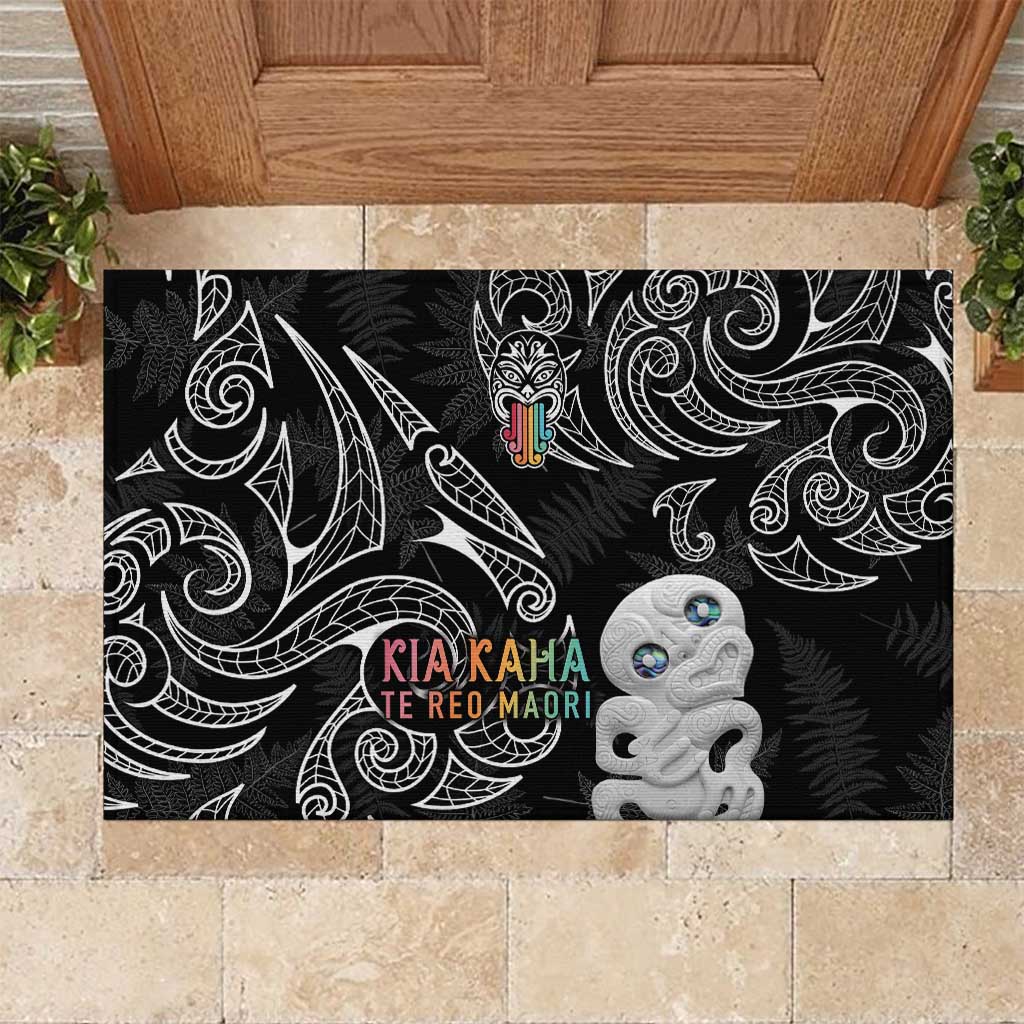 Kia Hara Te reo Maori Rubber Doormat Manaia Moko Pattern