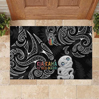 Kia Hara Te reo Maori Rubber Doormat Manaia Moko Pattern